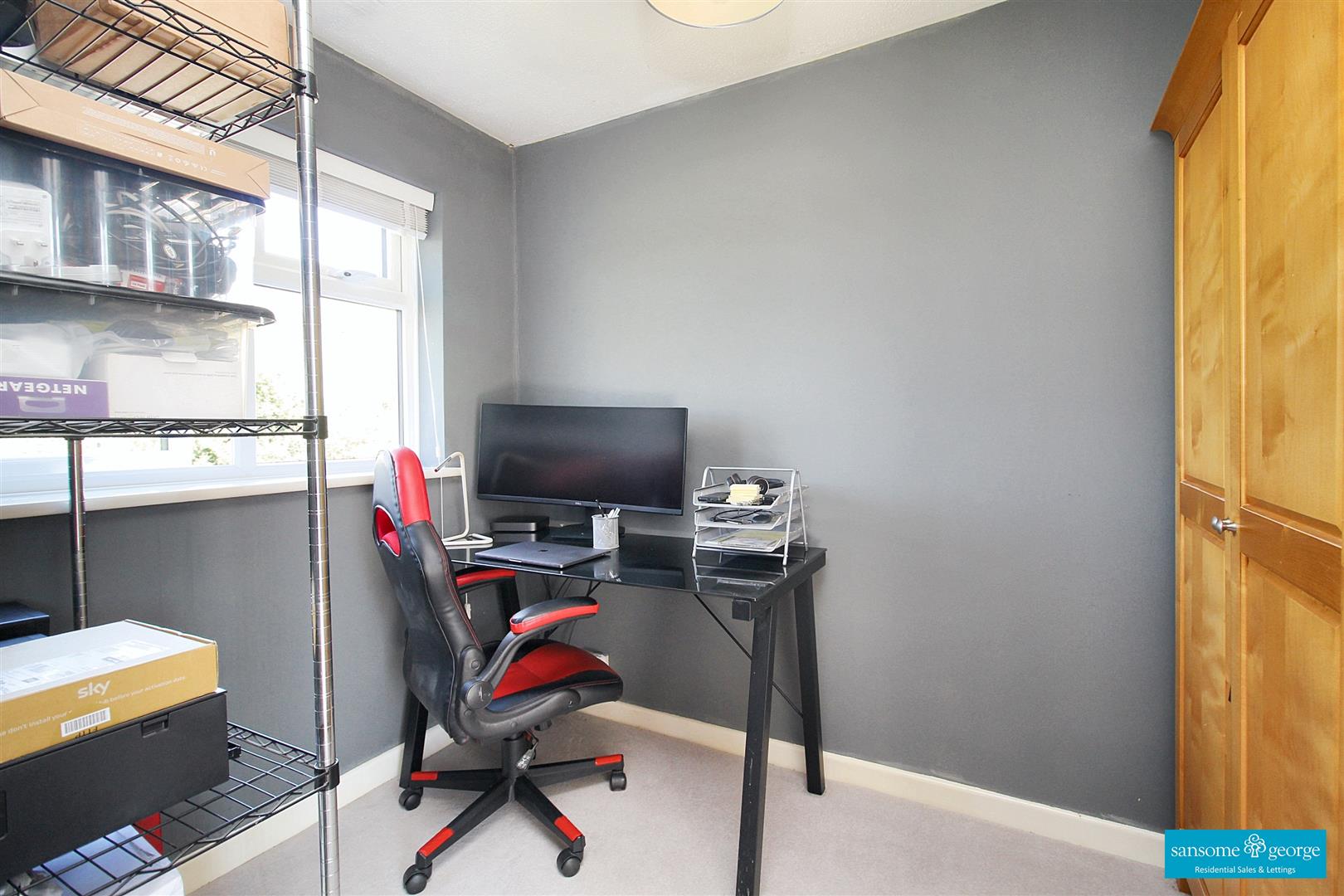 Larissa Close, Tilehurst, Reading